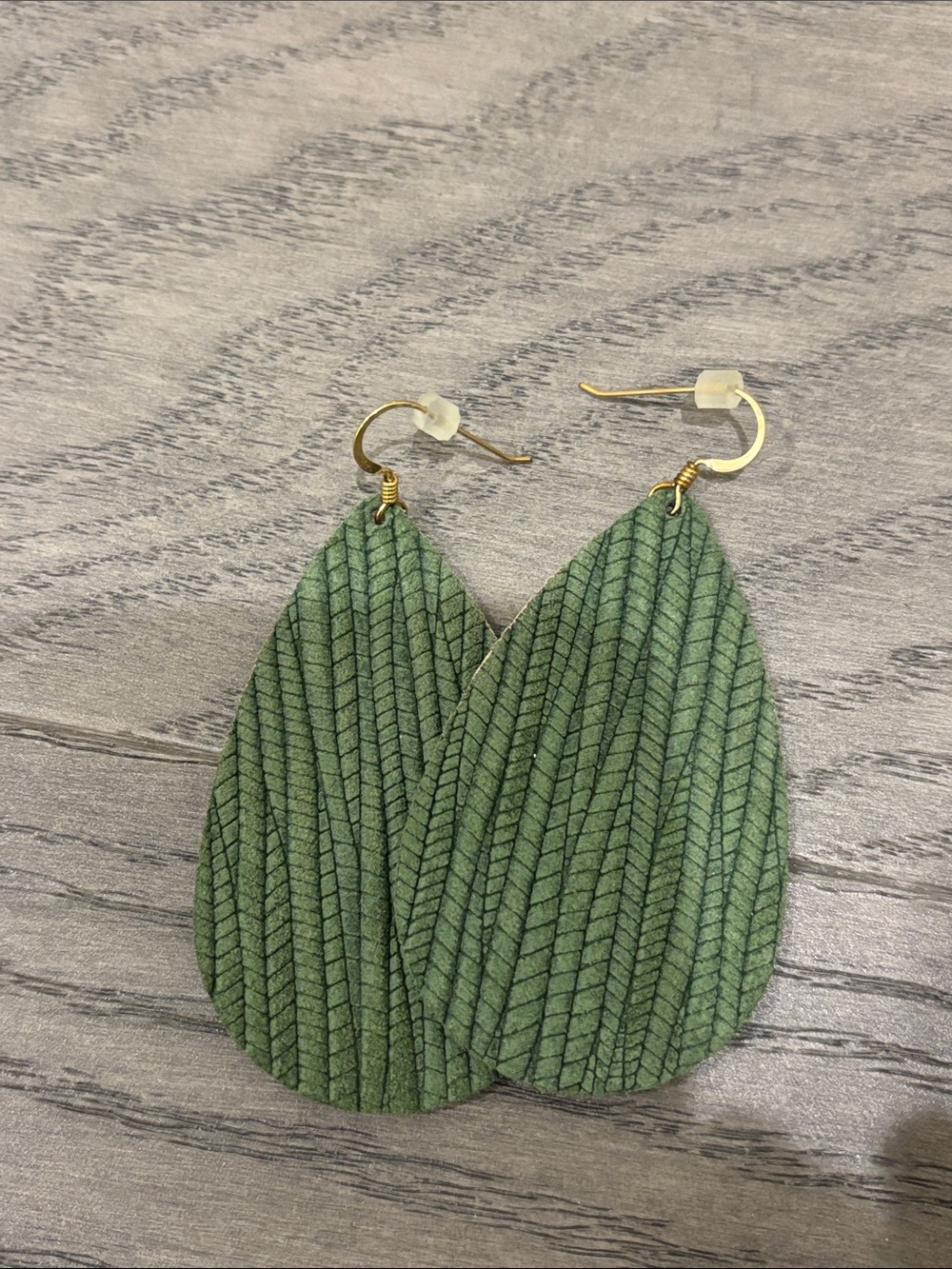 Nickel & Suede Green Teardrop Leaf Leather Earrings